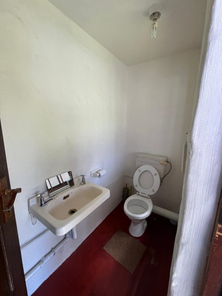 3 Bedroom Property for Sale in Cove Rock Eastern Cape